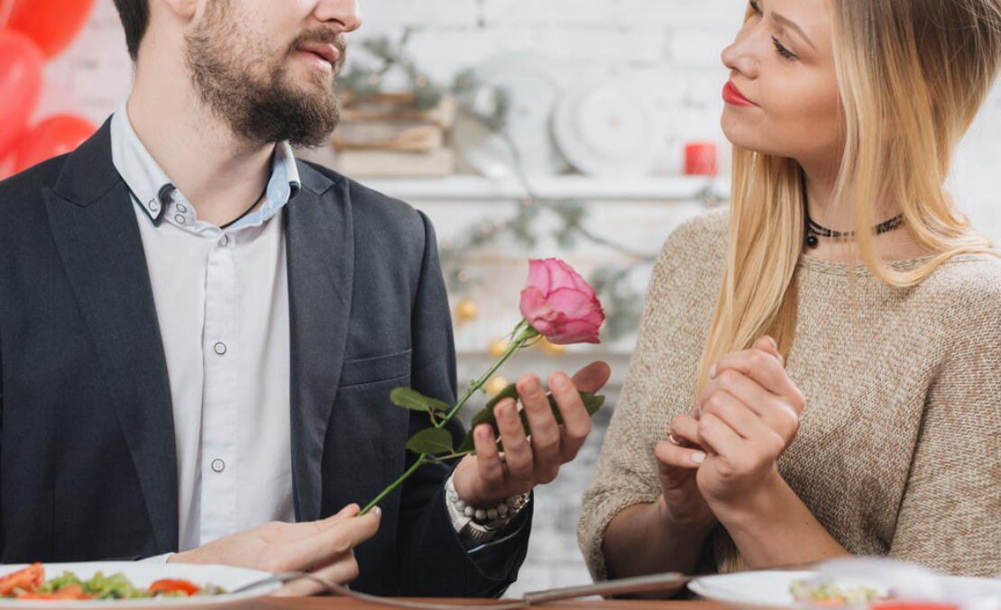 Эксперт по этикету Михайлова рассказала, как избежать неловкости на свидании